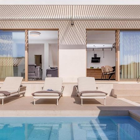 Brand New Villa Carmelita Exclusive With Free Smart Car دوبروفينك المظهر الخارجي الصورة