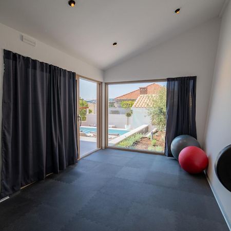 Brand New Villa Carmelita Exclusive With Free Smart Car دوبروفينك المظهر الخارجي الصورة