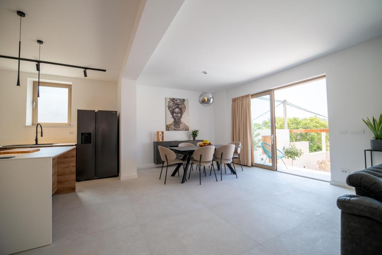 Brand New Villa Carmelita Exclusive With Free Smart Car دوبروفينك المظهر الخارجي الصورة
