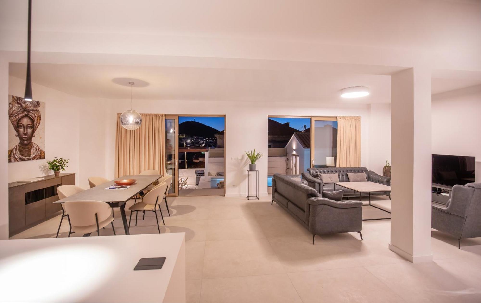 Brand New Villa Carmelita Exclusive With Free Smart Car دوبروفينك المظهر الخارجي الصورة