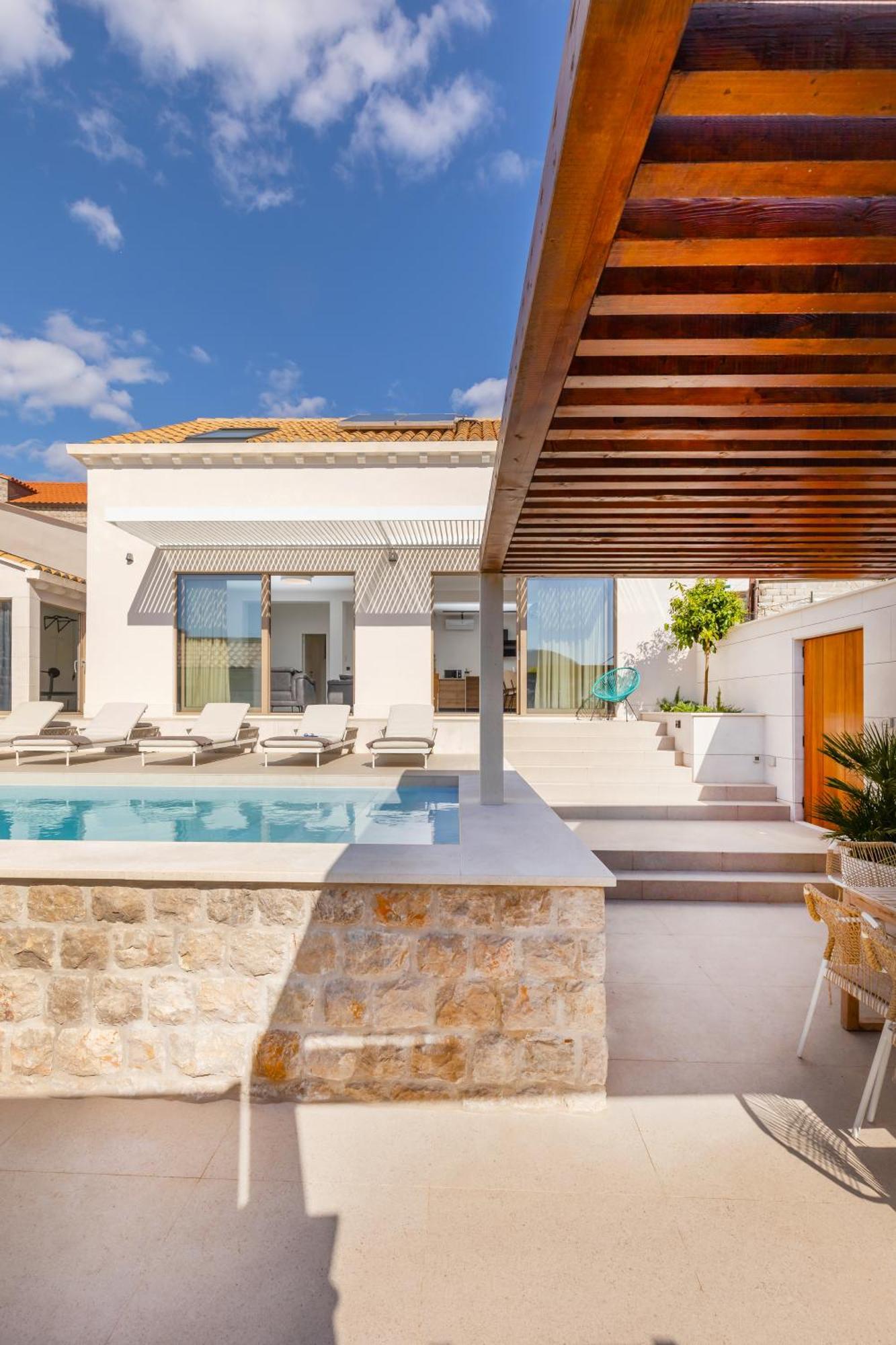 Brand New Villa Carmelita Exclusive With Free Smart Car دوبروفينك المظهر الخارجي الصورة